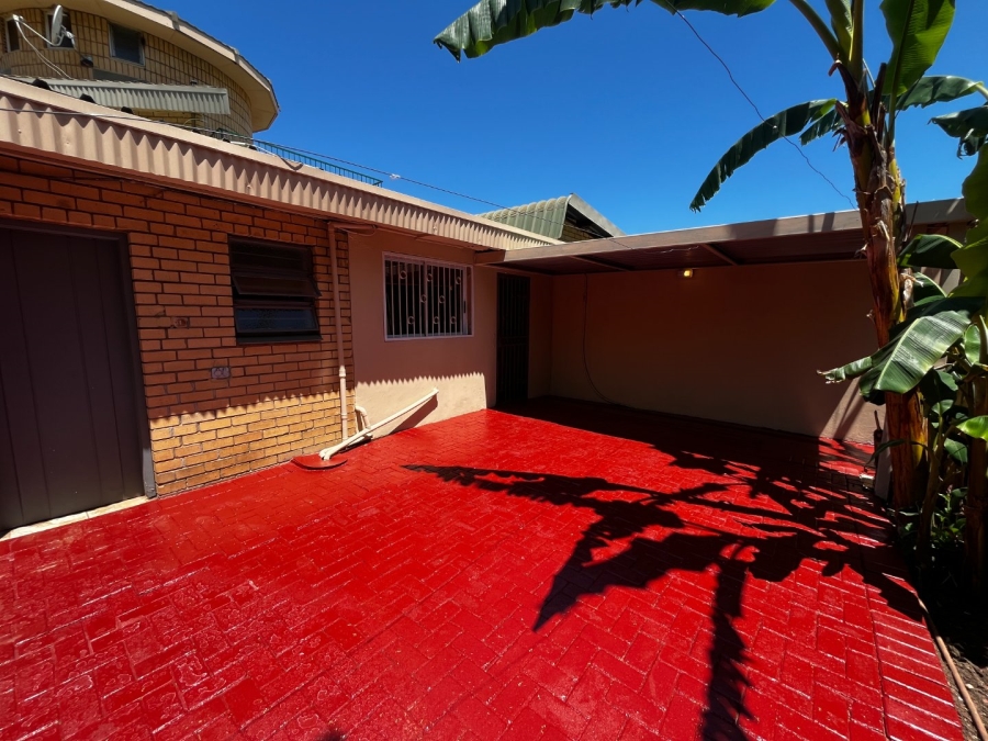 To Let 4 Bedroom Property for Rent in Schoemansville North West